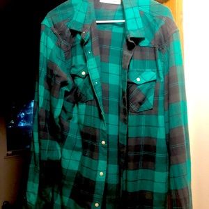 Flannel plaid button up